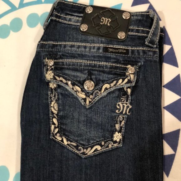 Miss Me Boyfriend Capris! - Picture 2 of 7